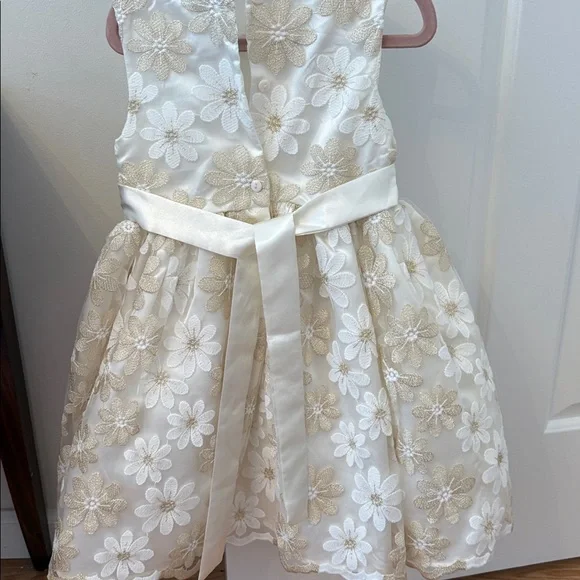 Nanette Kids Ivory and Gold Floral Kids Dress-size 4t - Picture 7 of 8